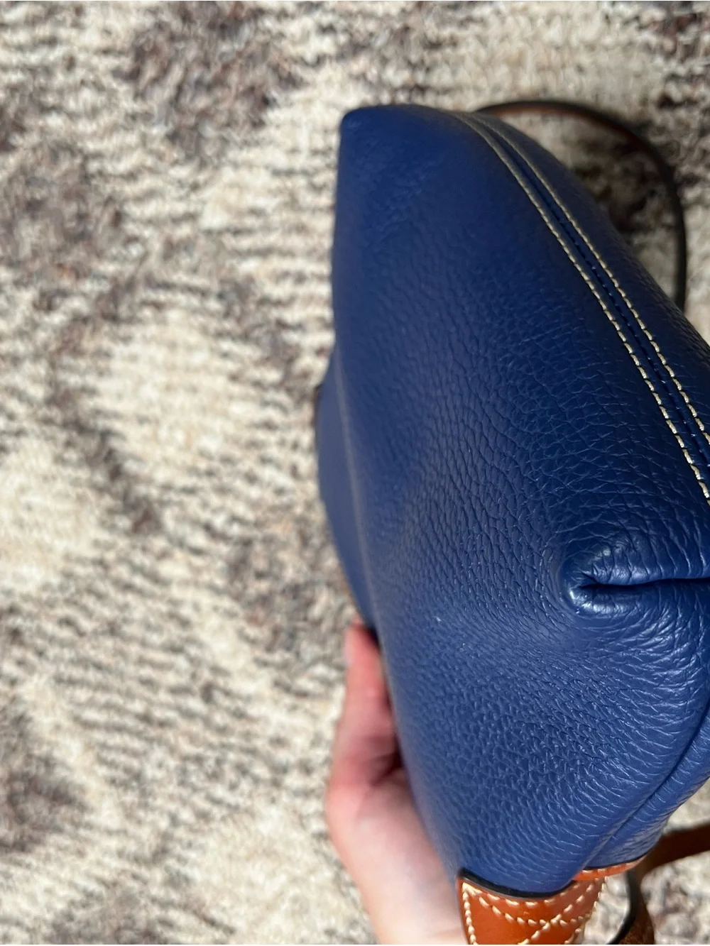 Dooney & Bourke compact pebbled